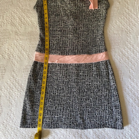 Dress - Picture 9 of 12